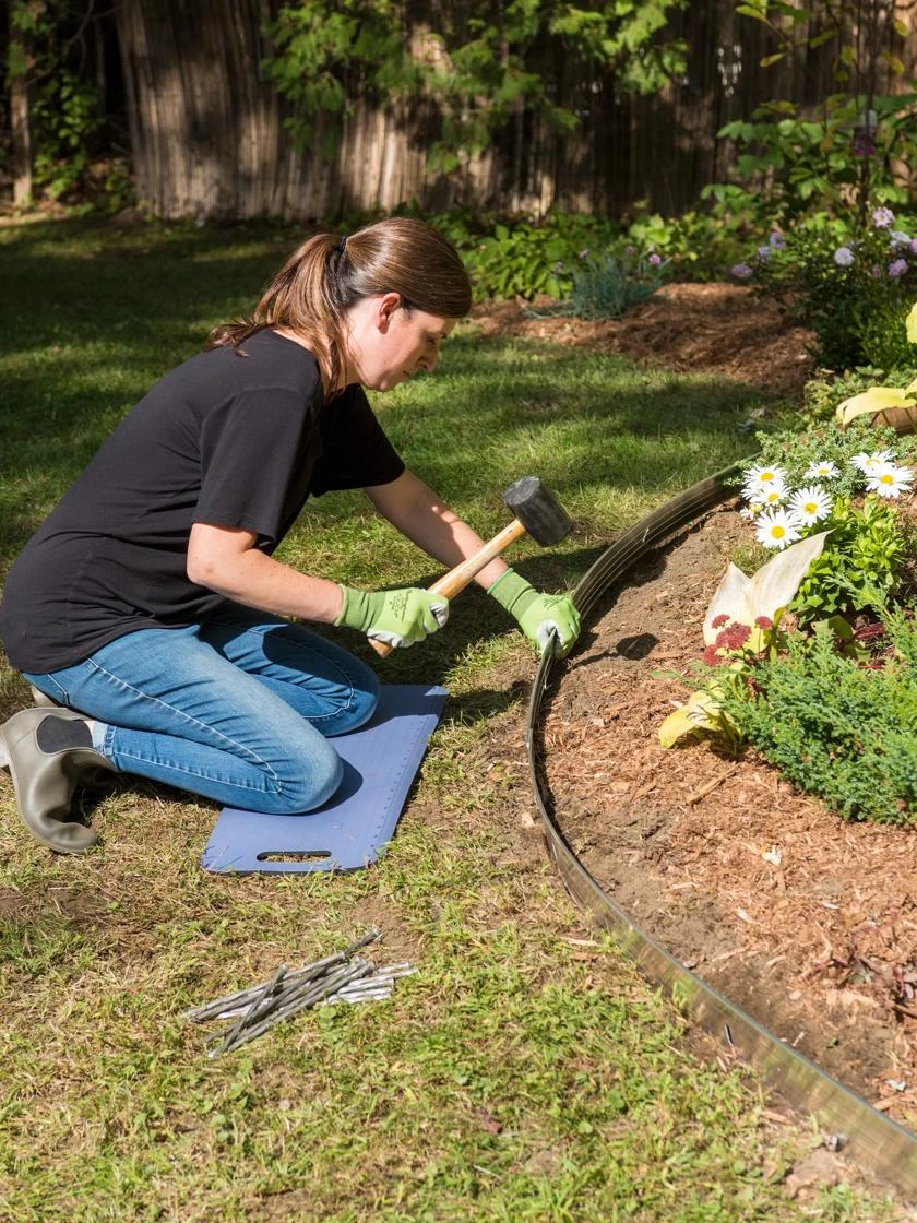 EasyFlex™ Aluminum Edging, 24' - Image 2